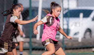 Flamengo e Corinthians se enfrentam em duelo decisivo do Brasileiro Feminino