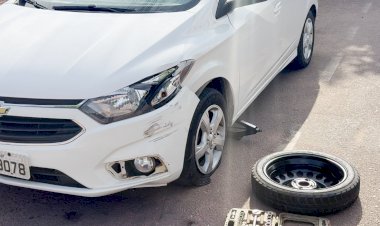 Motociclista é socorrido após colisão com carro estacionado em Sinop