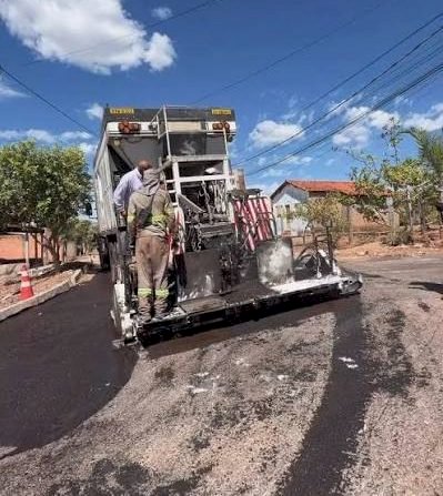 Torixoréu Avança em Infraestrutura: Mais de 90�s Ruas Recapeadas e Nova Sinalização