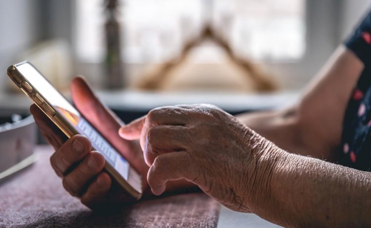 Sicredi Inova com Tecnologia e Segurança para Idosos na Gestão Financeira