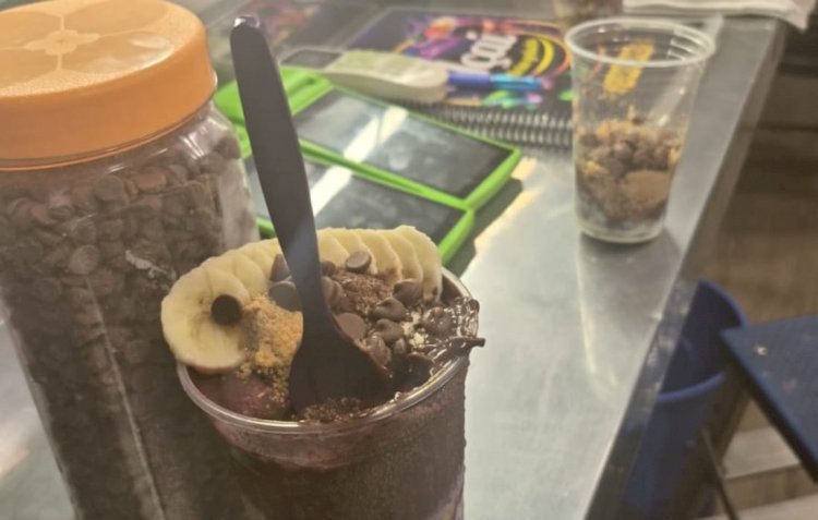 Três adolescentes são apreendidos após invadir quiosque de açaí em Várzea Grande