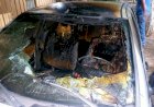 Dois suspeitos são detidos após carro ser incendiado e ter pneus cortados em Torixoréu