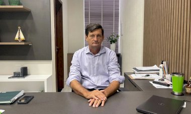 “Exerça seu direito de associado. Assista, VOTE e retire seu brinde na agência”, diz presidente da Sicredi Araxingu