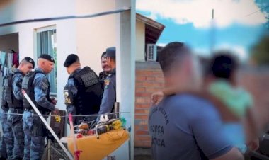 Em surto psicótico, jovem se tranca com filho dentro de casa e PM intervém em Barra do Garças