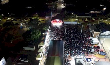 Último dia de festa em Campinápolis tem recorde de público na Praça Central