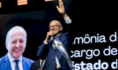 Otaviano Pivetta recebe faixa de governador e reforça compromisso de seguir com investimentos em todas as áreas