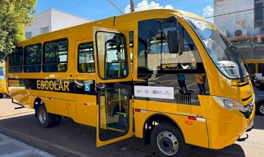 Novos ônibus escolares chegam à Barra do Garças e reforçam transporte de alunos da zona rural