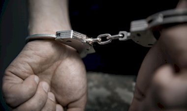 Foragido com mandado por tráfico e furto é preso dentro de fórum em Nova Xavantina