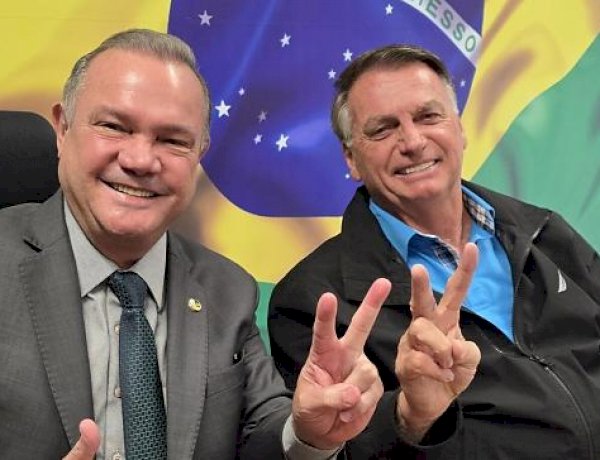 Bolsonaro pede autorização ao STF para receber visita de Wellington Fagundes
