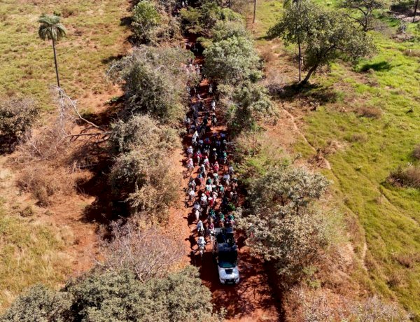 VÍDEO: 2ª Cavalgada da Campileite reúne grande público e fortalece tradição em Campinápolis