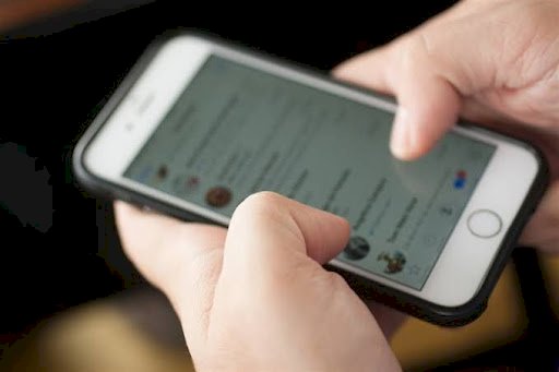 Homem mata vizinho após flagrar troca de mensagens entre ele e a ex-mulher em MT