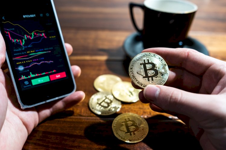 Novo cenário para o Bitcoin: moeda digital bate recorde histórico e ultrapassa cotação de R$ 396 mil em outubro