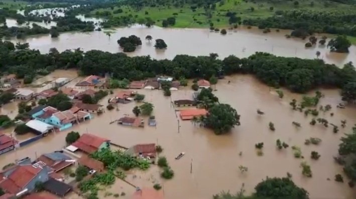 Município em MT inundado pela chuva entra em situação de emergência e calamidade pública