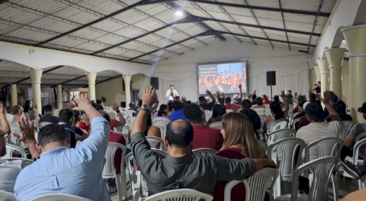 Veja fotos da Assembleia da Sicredi Araxingu da agência de Capanema/PA