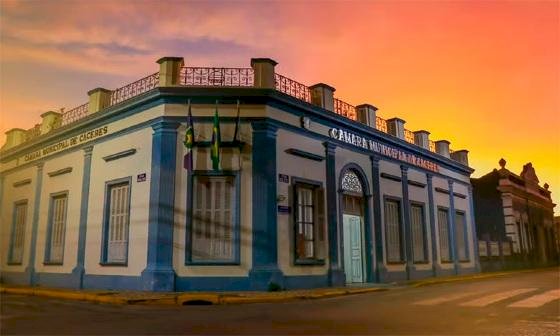 Em 35 segundos, vereadores em cidade de MT aumentam Verba Indenizatória em 28%