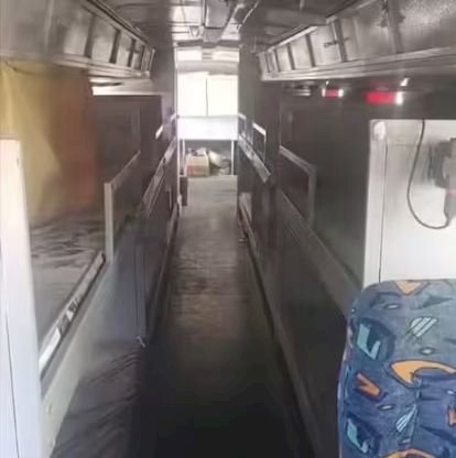 Trabalhadores que viviam em ônibus são resgatados em condições análogas à escravidão em MT