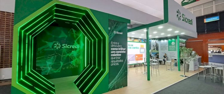 Sicredi participa de evento e apresenta soluções financeiras para potencializar o crescimento dos negócios