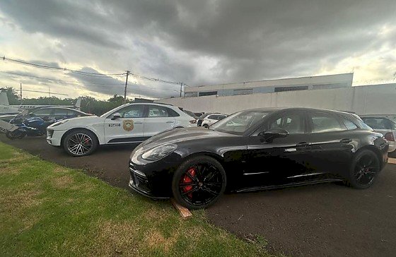 Polícia apreende Porsche de R$ 1 milhão de fugitivo integrante de facção