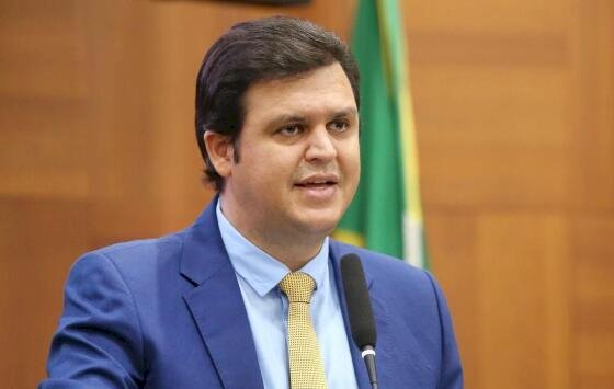 Thiago Silva defende criação de Centros de Educação Inclusiva em polos regionais de Mato Grosso